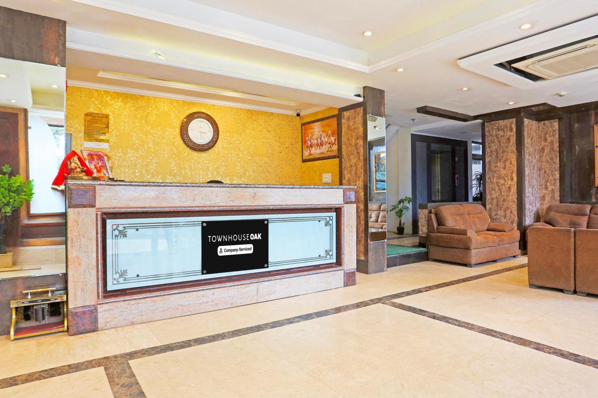 Super Townhouse Oak Dharamshala Near Maximus Mall Exterior foto